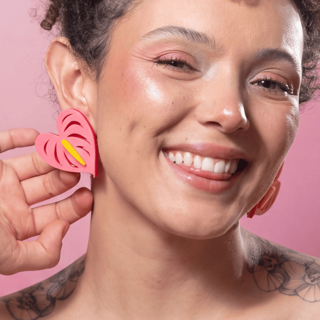Flor de la Pasión Aretes