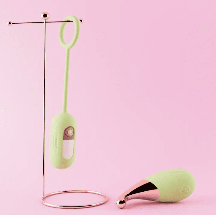 Vibrador set bala y huevo con control remoto de la marca Frenesí, diseñado para placer con diferentes funciones y control inalámbrico.
