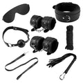 Kit de accesorios Bondage Capri de Camtoyz con esposas y cuerdas para juegos BDSM, en colores y materiales variados.