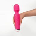 Vibrador tipo Hitachi Noah Majestic de Distrisex, varita mágica masajeadora potente y ergonómica en color plateado.