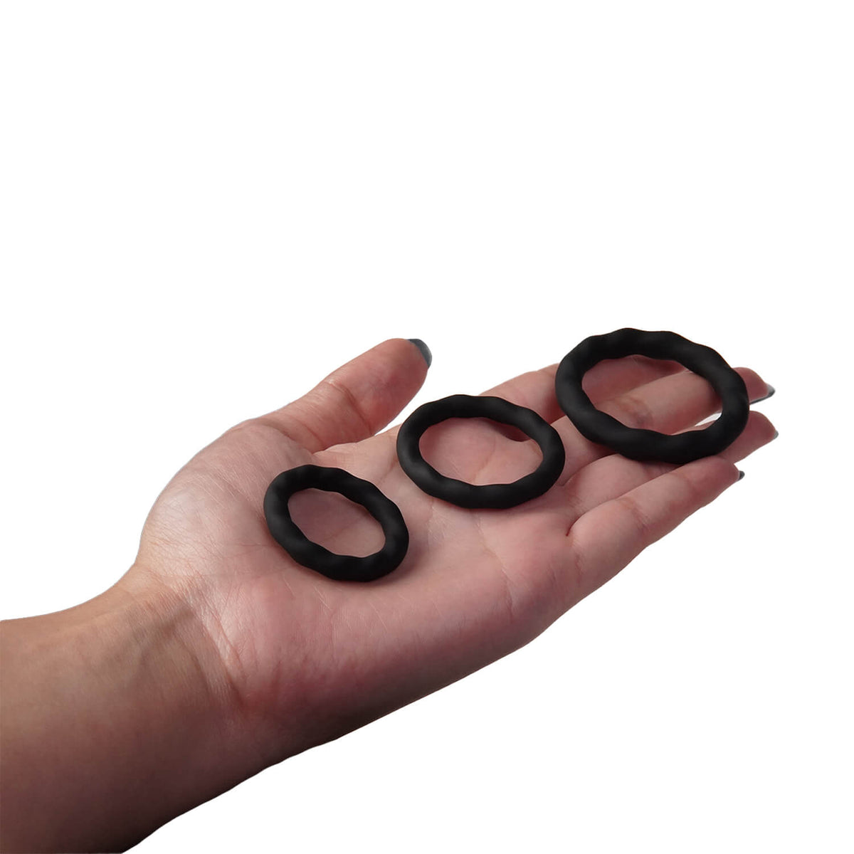 Anillo para pene Tridente Camtoyz de Distrisex, hecho de material resistente, diseñado para mayor estimulación y disfrute.