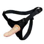 Arnés de piel rojo para strap-on y lute, de la marca Camtoyz, mostrando los detalles del arnés en la imagen.
