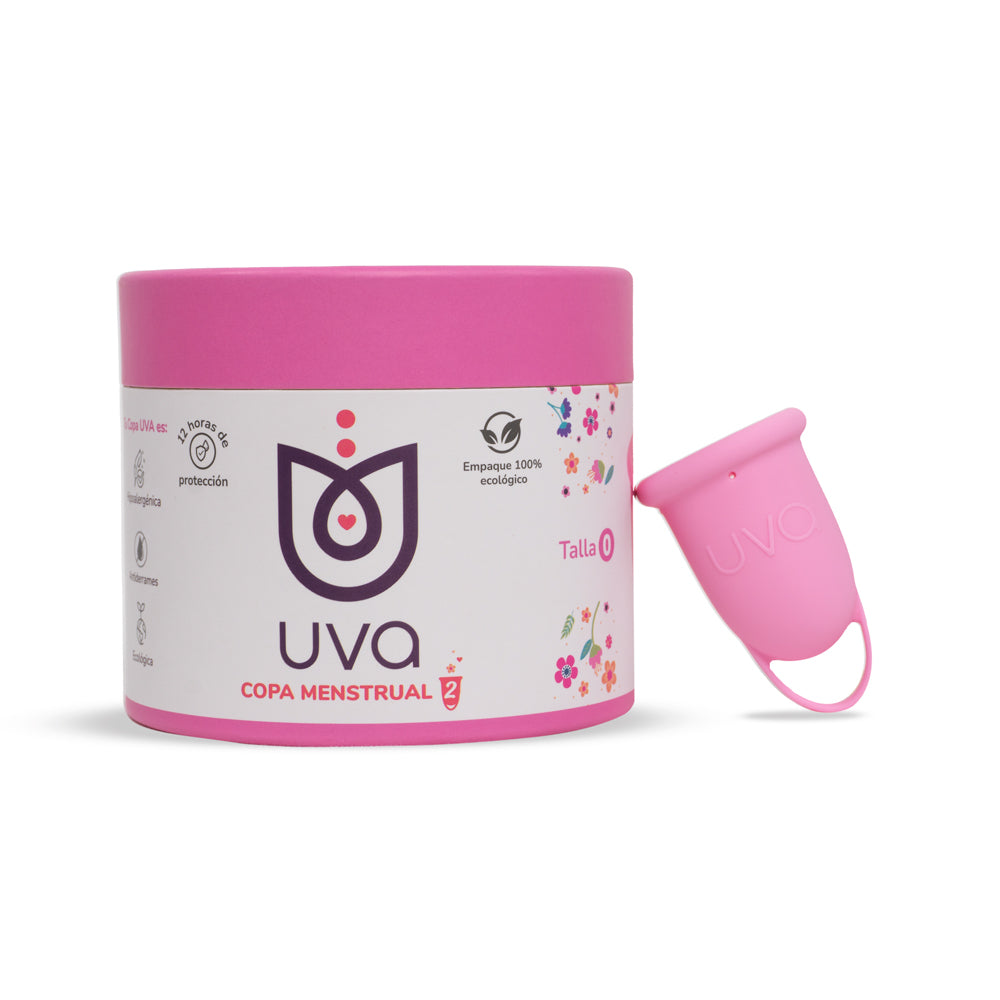 Copa menstrual UVA 2 talla 0 en color rosado, gestión menstrual, hecha por la marca UVA, visible en la imagen.