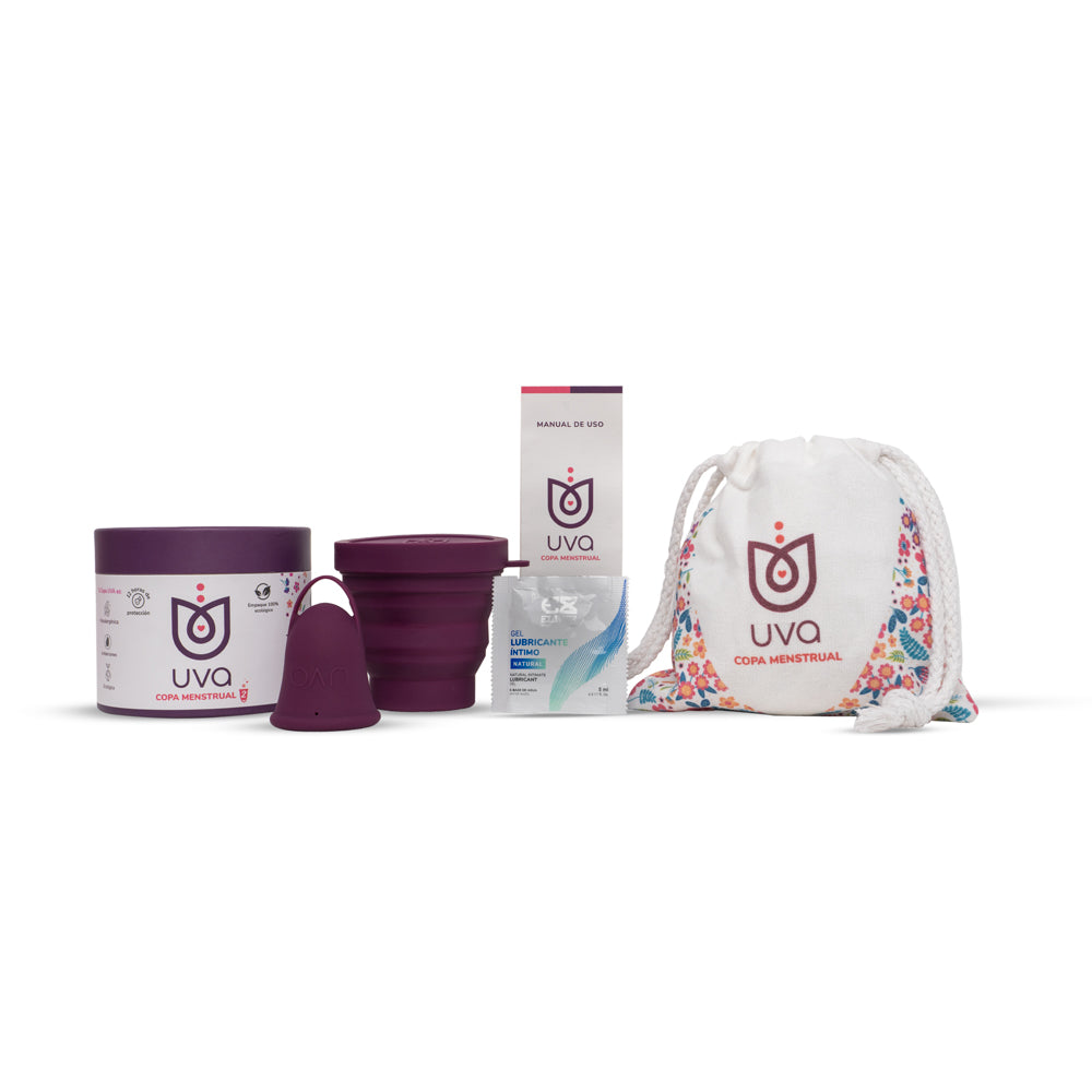 Copa menstrual UVA 2 Talla B en color morado, gestion menstrual, hecha por la marca UVA, vista desde arriba.